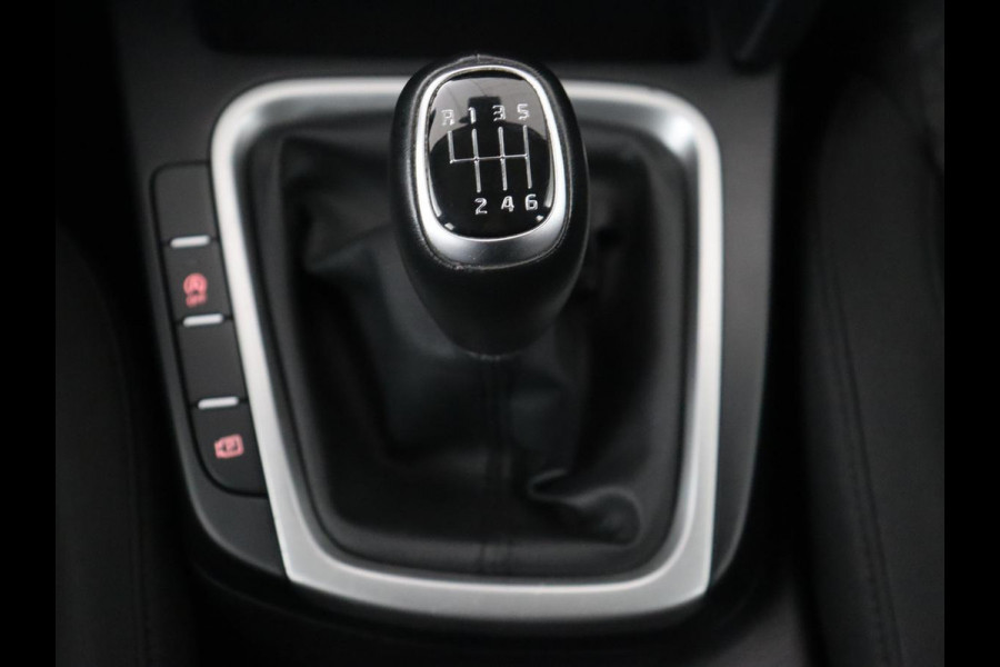 Kia Ceed 1.0 T-GDi ComfortLine | Trekhaak | Adaptive cruise | Camera | Carplay | Half leder | Climate control | Parkeerhulp | Bluetooth | LED