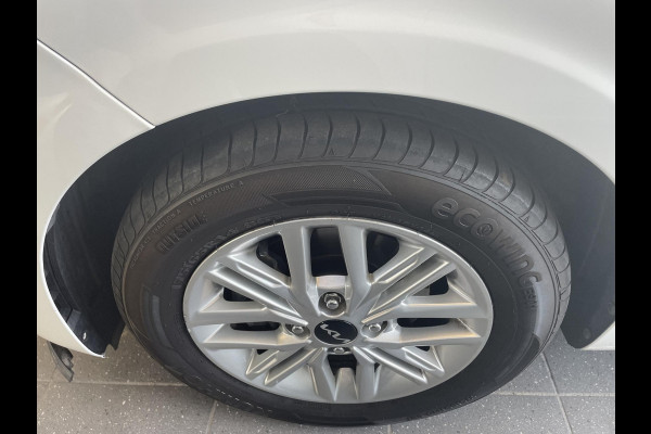Kia Picanto 1.0 DPi Automaat DynamicLine Navigatie Apple Carplay/Android Auto Airco Camera DAB Lichtmetalen velgen Bluetooth
