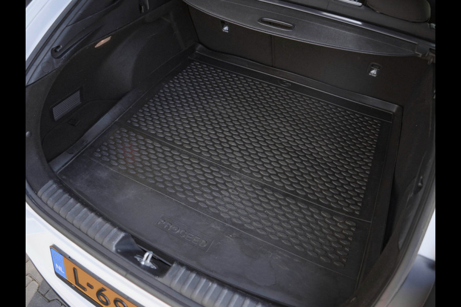 Kia ProCeed 1.4 T-GDI GT-PlusLine Pano|Camera|Trekhaak|Sportstoel|Cruise|Navi|Winterset