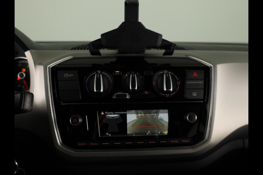 Volkswagen up! 1.0 BMT high up! | Achteruitrijcamera | Cruise Control | Airco |