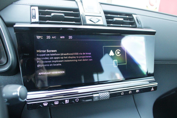 DS 7 1.6 PHEV 300PK 4x4 ETIOLE | PANORAMA SCHUIF/KANTEL DAK | NIGHT VISION | LEDEREN BEKLEDING "BLACK BASALT NAPPA LEDER" | STOEL/VOORRUIT VERWARMING | 19" LICHTMETALEN VELGEN | ALARM SYSTEEM | NAVIGATIE | DRAADLOZE APPLE CARPLAY/ANDROID AUTO | DRAADLOZE TELEFOONLADER | KEYLESS ENTRY/START | ELEKTRISCH BEDIENBARE VOORSTOELEN MET GEHEUGENFUNCTIE OP DE BESTUUDERSSTOEL | ELEKTRISCH BEDIENBARE ACHTERKLEP | DODEHOEK DETECTIE | ADAPTIVE CRUISE CONTROL | DAB+ RADIO | CAMERA VOOR + ACHTER |