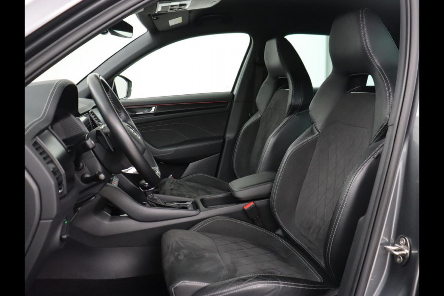 Škoda Kodiaq 1.5 TSI Sportline Business 7 Persoons | Stoelverwarming | Adaptive cruise | Alcantara | Matrix LED | Carplay | Keyless | Camera | Virtual Cockpit | Side Assist | Sfeerverlichting | Navigatie
