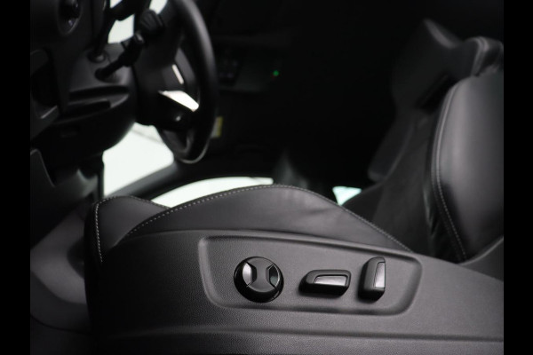 Škoda Kodiaq 1.5 TSI Sportline Business 7 Persoons | Stoelverwarming | Adaptive cruise | Alcantara | Matrix LED | Carplay | Keyless | Camera | Virtual Cockpit | Side Assist | Sfeerverlichting | Navigatie