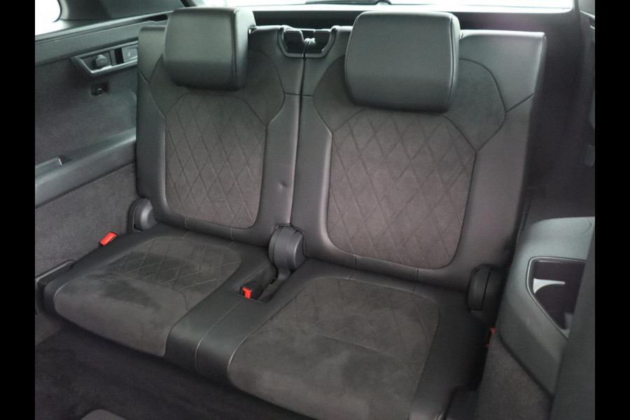 Škoda Kodiaq 1.5 TSI Sportline Business 7 Persoons | Stoelverwarming | Adaptive cruise | Alcantara | Matrix LED | Carplay | Keyless | Camera | Virtual Cockpit | Side Assist | Sfeerverlichting | Navigatie