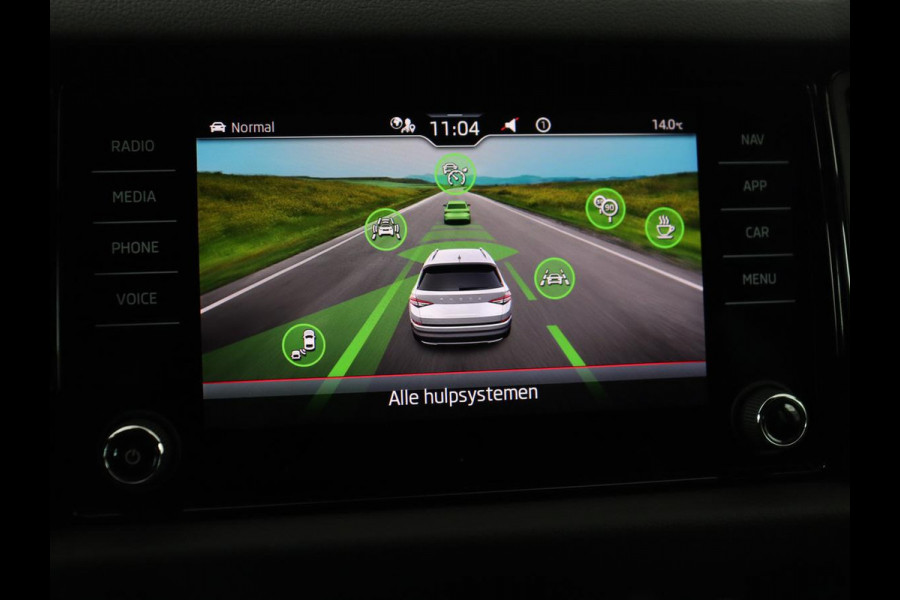 Škoda Kodiaq 1.5 TSI Sportline Business 7 Persoons | Stoelverwarming | Adaptive cruise | Alcantara | Matrix LED | Carplay | Keyless | Camera | Virtual Cockpit | Side Assist | Sfeerverlichting | Navigatie
