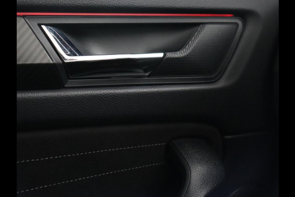 Škoda Kodiaq 1.5 TSI Sportline Business 7 Persoons | Stoelverwarming | Adaptive cruise | Alcantara | Matrix LED | Carplay | Keyless | Camera | Virtual Cockpit | Side Assist | Sfeerverlichting | Navigatie