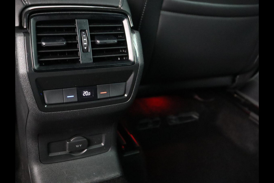 Škoda Kodiaq 1.5 TSI Sportline Business 7 Persoons | Stoelverwarming | Adaptive cruise | Alcantara | Matrix LED | Carplay | Keyless | Camera | Virtual Cockpit | Side Assist | Sfeerverlichting | Navigatie