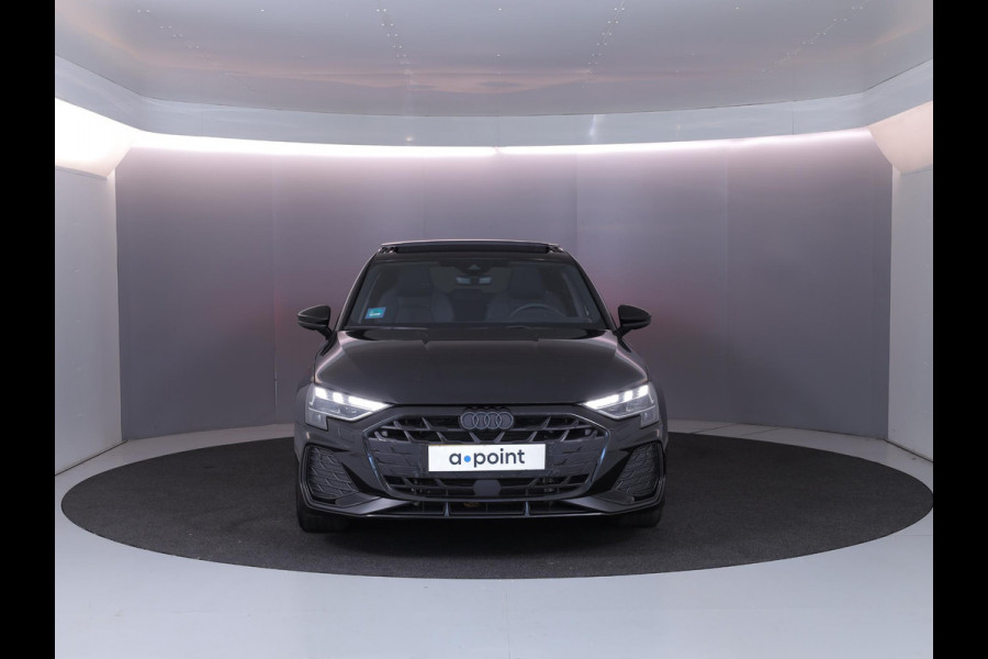Audi A3 Sportback 45 TFSI e S edition Competition | Panoramadak | Camera | Stoelverwarming |