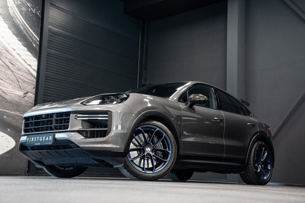 Porsche Cayenne Coupé 4.0 Turbo E-Hybrid GT *Keramisch / Vierwielbesturing / Passenger Display / Soft-Close / HUD / Race-Tex / Keyless / Surround-View*