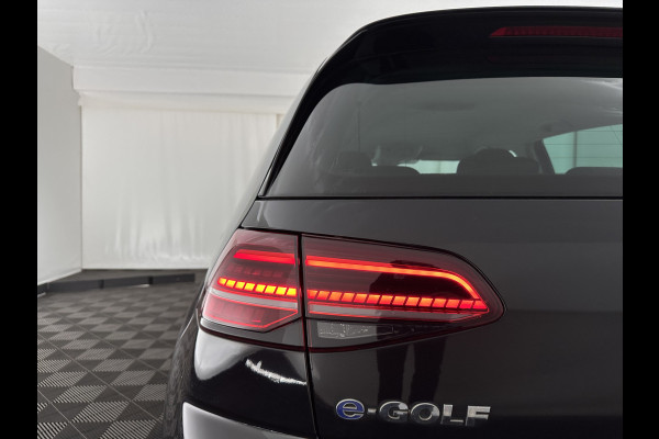 Volkswagen e-Golf (INCL-BTW) *HEATPUMP | LEATHER | ADAPTIVE-CRUISE | FULL-LED | DYNAUDIO | BLINDSPOT | DIGI-COCKPIT | NAVI-FULLMAP | CAMERA | KEYLESS | ECC | CCS-FASTLOADER | PDC | 17''ALU*