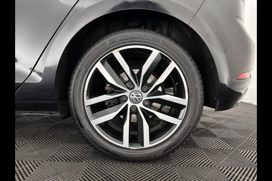 Volkswagen e-Golf (INCL-BTW) *HEATPUMP | LEATHER | ADAPTIVE-CRUISE | FULL-LED | DYNAUDIO | BLINDSPOT | DIGI-COCKPIT | NAVI-FULLMAP | CAMERA | KEYLESS | ECC | CCS-FASTLOADER | PDC | 17''ALU*