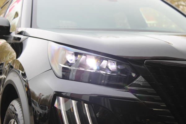 Peugeot 2008 1.2 Hybrid 145PK GT | FULL LED KOPLAMPEN | DRAADLOZE APPLE CARPLAY/ANDROID AUTO | ADAPTIVE CRUISE CONTROL | CAMERA VOOR + ACHTER | CLIMATE CONTROL | LICHTMETALEN VELGEN 17" | KEYLESS ENTRY/START | DAB+ RADIO | DODEHOEK DETECTIE | PARKEERSENSOREN VOOR + ACHTER |