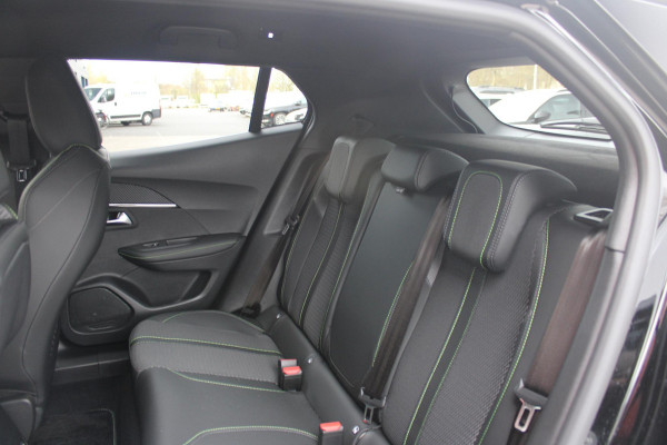 Peugeot 2008 1.2 Hybrid 145PK GT | FULL LED KOPLAMPEN | DRAADLOZE APPLE CARPLAY/ANDROID AUTO | ADAPTIVE CRUISE CONTROL | CAMERA VOOR + ACHTER | CLIMATE CONTROL | LICHTMETALEN VELGEN 17" | KEYLESS ENTRY/START | DAB+ RADIO | DODEHOEK DETECTIE | PARKEERSENSOREN VOOR + ACHTER |