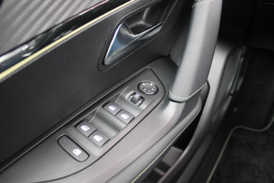 Peugeot 2008 1.2 Hybrid 145PK GT | FULL LED KOPLAMPEN | DRAADLOZE APPLE CARPLAY/ANDROID AUTO | ADAPTIVE CRUISE CONTROL | CAMERA VOOR + ACHTER | CLIMATE CONTROL | LICHTMETALEN VELGEN 17" | KEYLESS ENTRY/START | DAB+ RADIO | DODEHOEK DETECTIE | PARKEERSENSOREN VOOR + ACHTER |