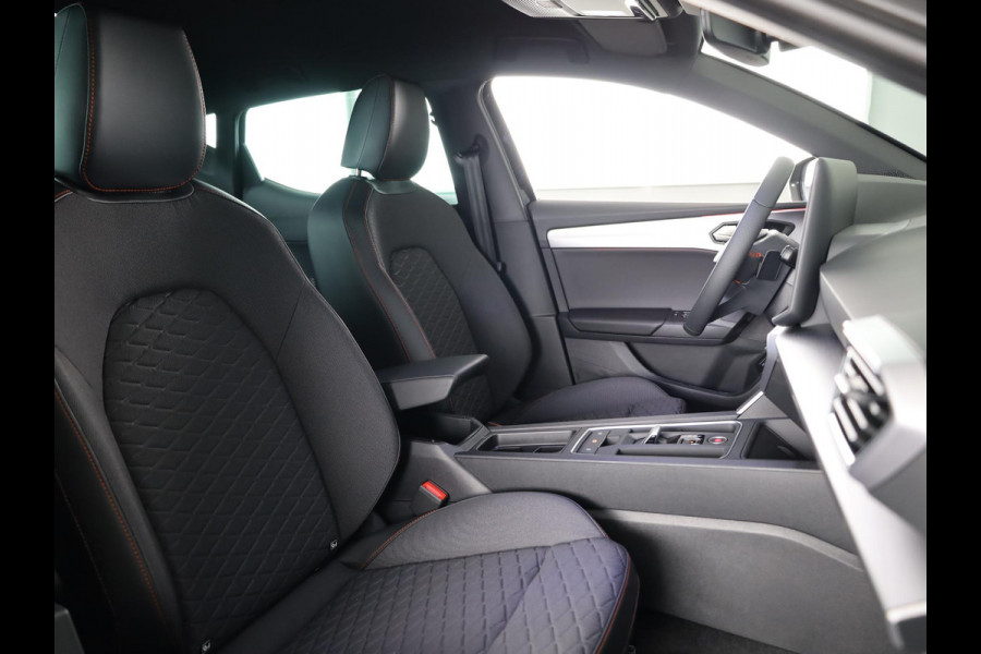 Seat Leon 1.5 TSI e-Hybrid FR Business | Technology Pack | Draadloze Carplay | Sportstoelen vóór | Dodehoeksensor (Side Assist)