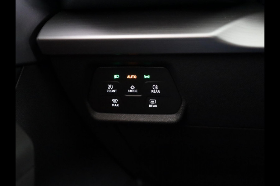 Seat Leon 1.5 TSI e-Hybrid FR Business | Technology Pack | Draadloze Carplay | Sportstoelen vóór | Dodehoeksensor (Side Assist)