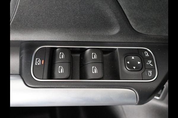 Mercedes-Benz EQA 250+ AMG Line LIMITED 71 kWh | Trekhaak afneembaar | burmester audio | Panoramadak | 360 Camera