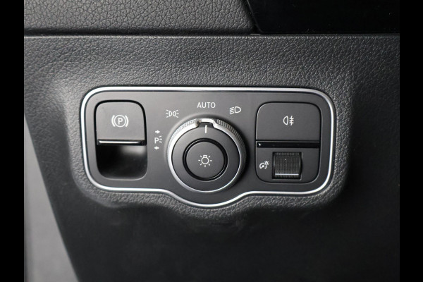 Mercedes-Benz EQA 250+ AMG Line LIMITED 71 kWh | Trekhaak afneembaar | burmester audio | Panoramadak | 360 Camera