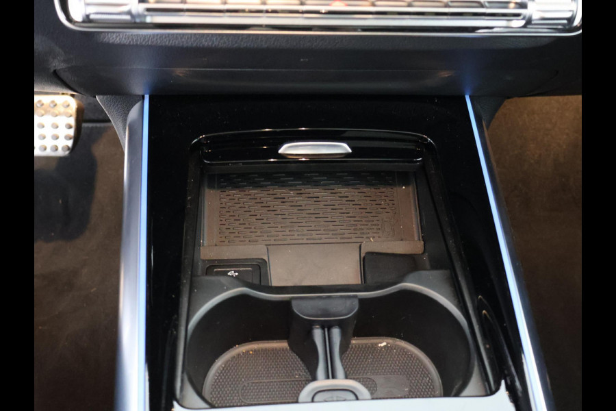 Mercedes-Benz EQA 250+ AMG Line LIMITED 71 kWh | Trekhaak afneembaar | burmester audio | Panoramadak | 360 Camera