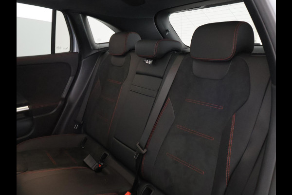 Mercedes-Benz EQA 250+ AMG Line LIMITED 71 kWh | Trekhaak afneembaar | burmester audio | Panoramadak | 360 Camera