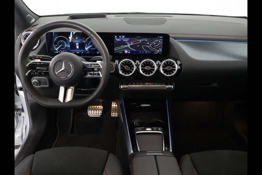 Mercedes-Benz EQA 250+ AMG Line LIMITED 71 kWh | Trekhaak afneembaar | burmester audio | Panoramadak | 360 Camera