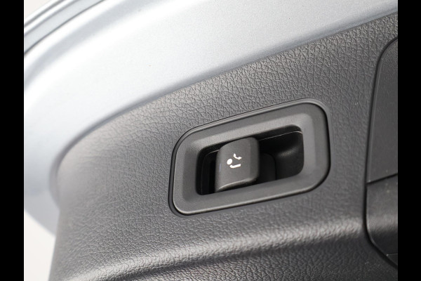 Mercedes-Benz EQA 250+ AMG Line LIMITED 71 kWh | Trekhaak afneembaar | burmester audio | Panoramadak | 360 Camera