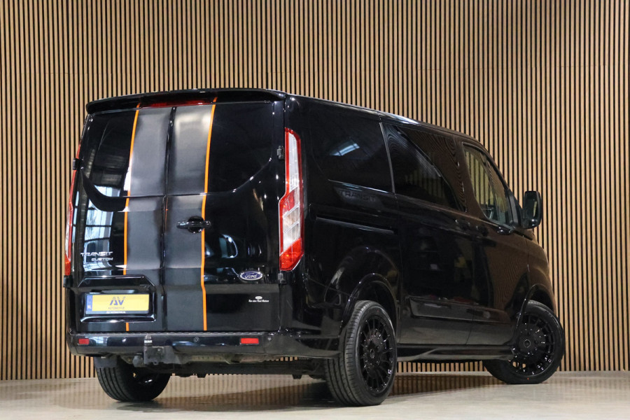 Ford Transit Custom 310 2.0 TDCI Sport DC | Dubbel cabine | L+R Schuifdeur | CarPlay | Navigatie | Camera | Trekhaak | Dodehoek detector | Lane Assist | Stoelverwarming | DAB | Nieuwe APK | Nieuwe distributieriem