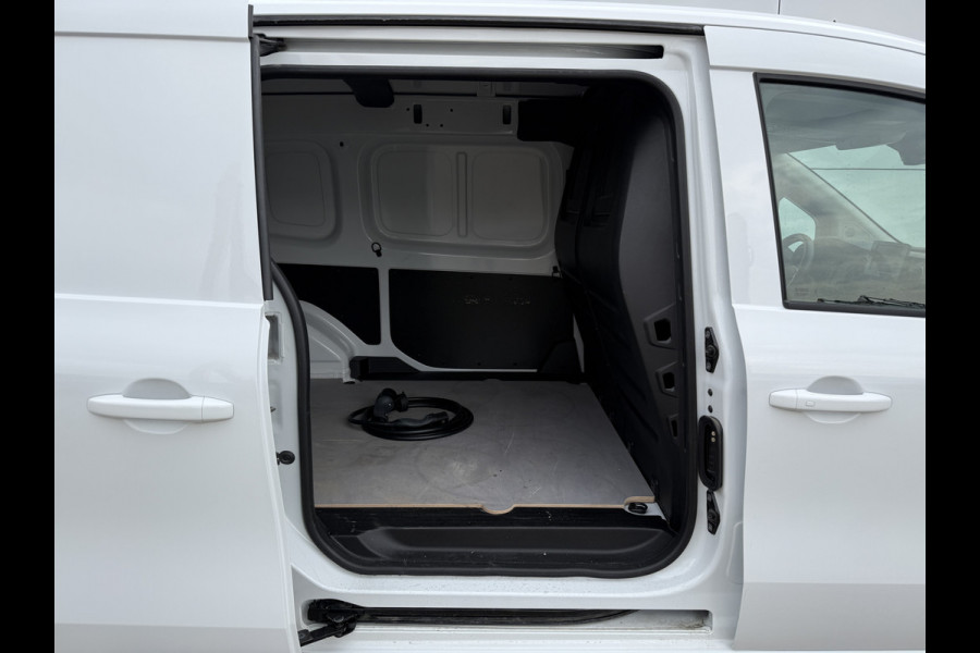 Mercedes-Benz eCitan 112 Pro 51 kWh L2 284 WLTP 98,3% (SOH) MBUX Trekhaak 75kW Snelladen Apple Carplay Cruise Control Stoelverwarming Stuurverwarming Laadkabel