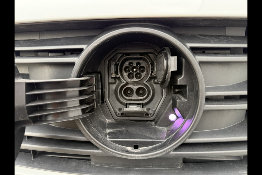 Mercedes-Benz eCitan 112 Pro 51 kWh L2 284 WLTP 98,3% (SOH) MBUX Trekhaak 75kW Snelladen Apple Carplay Cruise Control Stoelverwarming Stuurverwarming Laadkabel