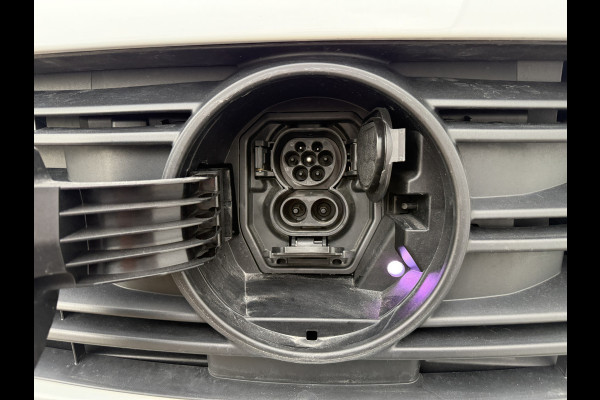 Mercedes-Benz eCitan 112 Pro 51 kWh L2 284 WLTP 98,3% (SOH) MBUX Trekhaak 75kW Snelladen Apple Carplay Cruise Control Stoelverwarming Stuurverwarming Laadkabel