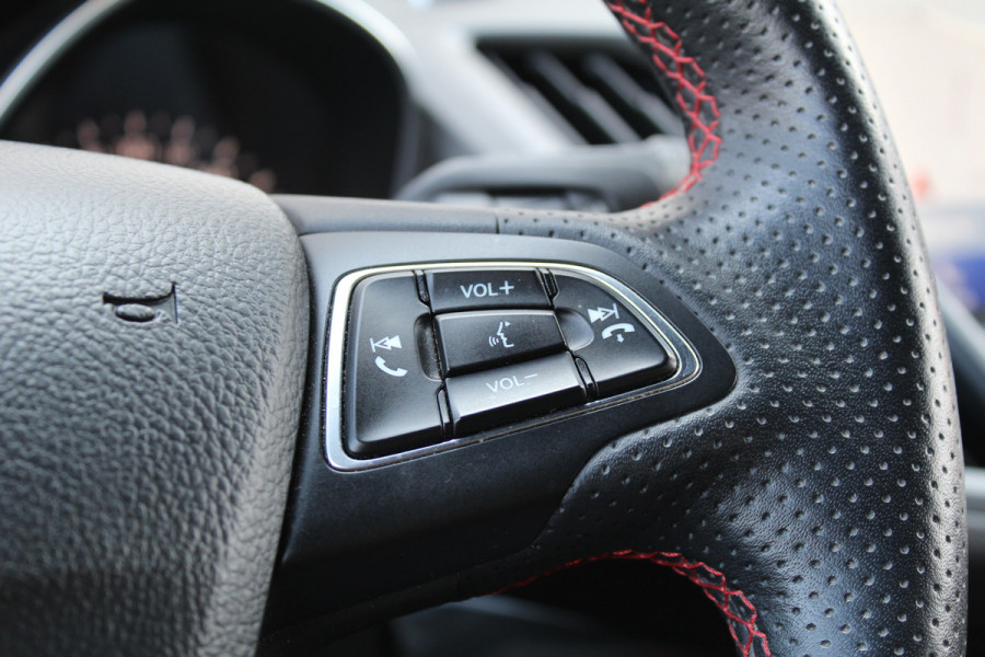 Ford Kuga 1.5 EcoBoost 150PK ST Line | Trekhaak | Sony | Winterpack | Grote Spoiler | Navigatie | Camera