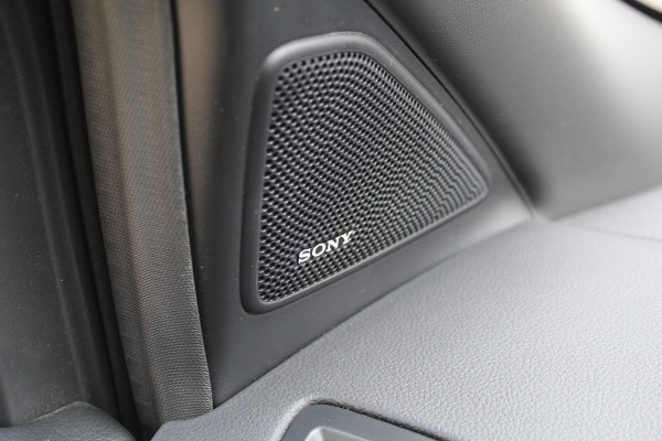 Ford Kuga 1.5 EcoBoost 150PK ST Line | Trekhaak | Sony | Winterpack | Grote Spoiler | Navigatie | Camera