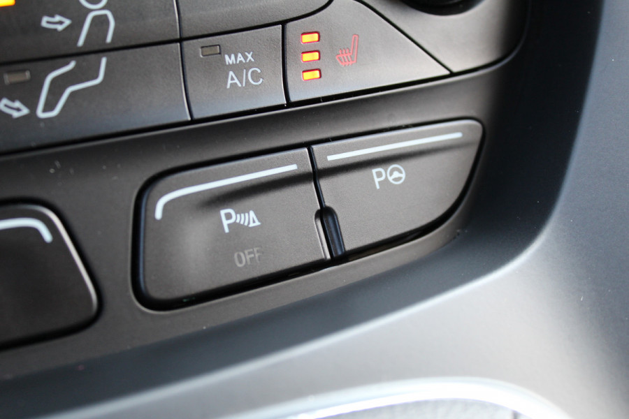 Ford Kuga 1.5 EcoBoost 150PK ST Line | Trekhaak | Sony | Winterpack | Grote Spoiler | Navigatie | Camera