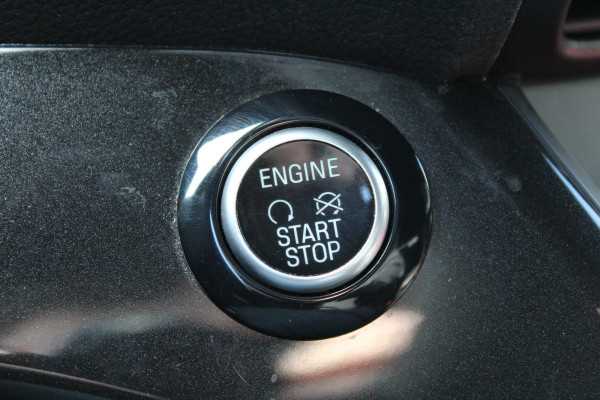 Ford Kuga 1.5 EcoBoost 150PK ST Line | Trekhaak | Sony | Winterpack | Grote Spoiler | Navigatie | Camera