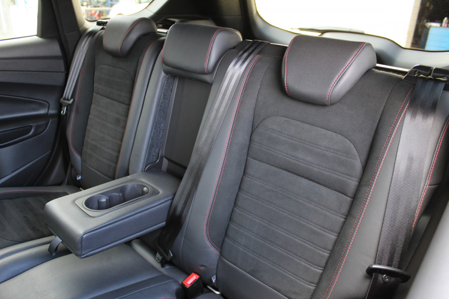 Ford Kuga 1.5 EcoBoost 150PK ST Line | Trekhaak | Sony | Winterpack | Grote Spoiler | Navigatie | Camera