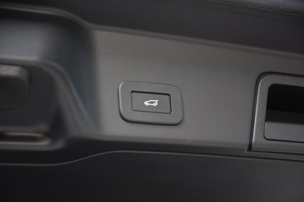 Land Rover Range Rover Evoque 2.0 P200 AWD R-Dynamic HSE Panoramadak|Leder|ACC|Meridian|Lane-Assist