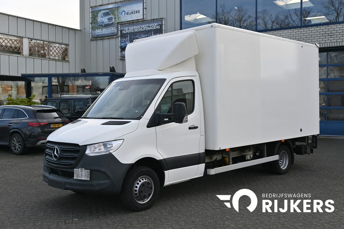 Mercedes-Benz Sprinter 514 CDI L3 Bakwagen met laadklep Camera, MBUX, Geveerde stoel, Stoelverwarming
