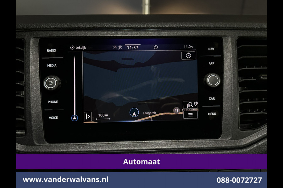 Volkswagen Crafter 2.0 TDI 141pk Automaat L3H2 L2H1 Euro6 Airco | Navigatie | Apple Carplay | Chauffeursstoel Cruisecontrol, Stoelverwarming, 270 Graden achterdeuren, Parkeersensoren, 3000kg trekvermogen