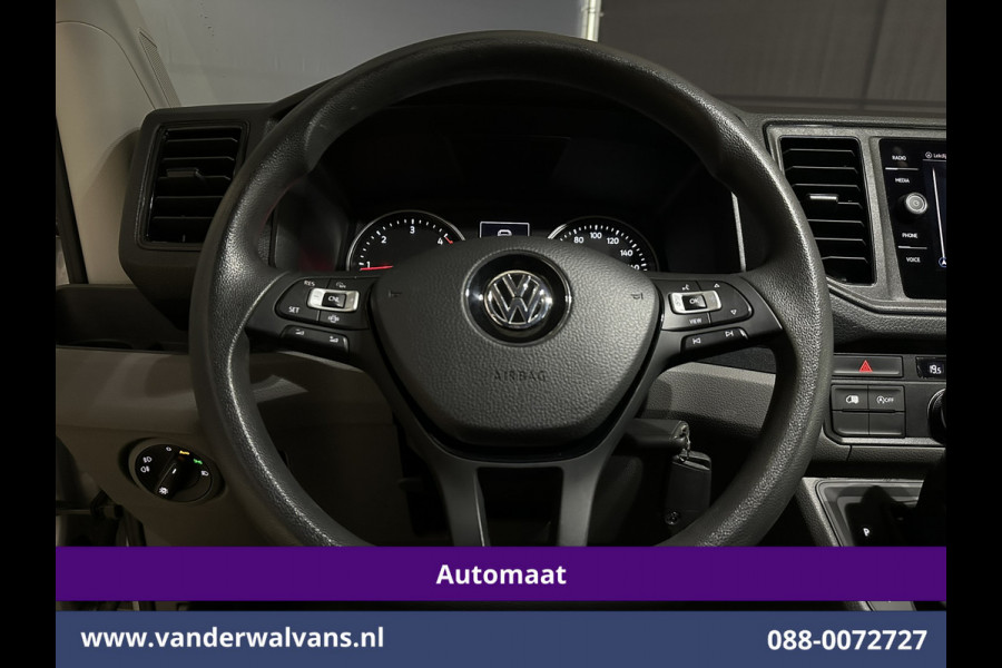 Volkswagen Crafter 2.0 TDI 141pk Automaat L3H2 L2H1 Euro6 Airco | Navigatie | Apple Carplay | Chauffeursstoel Cruisecontrol, Stoelverwarming, 270 Graden achterdeuren, Parkeersensoren, 3000kg trekvermogen