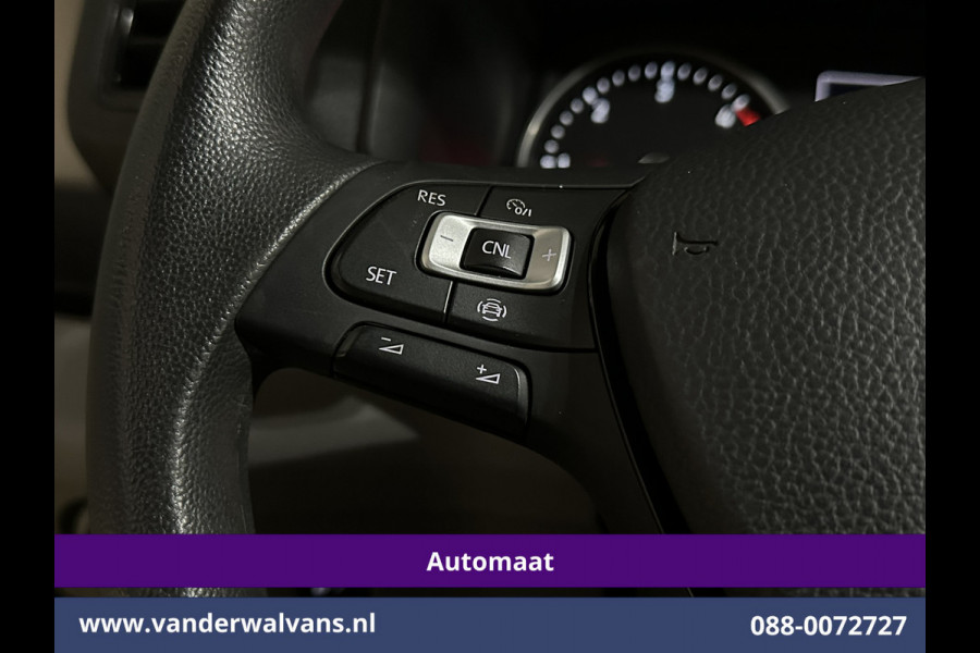 Volkswagen Crafter 2.0 TDI 141pk Automaat L3H2 L2H1 Euro6 Airco | Navigatie | Apple Carplay | Chauffeursstoel Cruisecontrol, Stoelverwarming, 270 Graden achterdeuren, Parkeersensoren, 3000kg trekvermogen