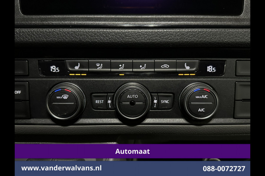 Volkswagen Crafter 2.0 TDI 141pk Automaat L3H2 L2H1 Euro6 Airco | Navigatie | Apple Carplay | Chauffeursstoel Cruisecontrol, Stoelverwarming, 270 Graden achterdeuren, Parkeersensoren, 3000kg trekvermogen