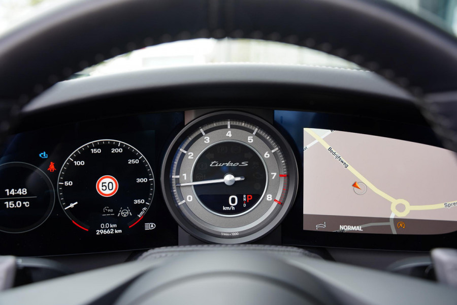 Porsche 911 Cabrio 3.8 Turbo S GERESERVEERD