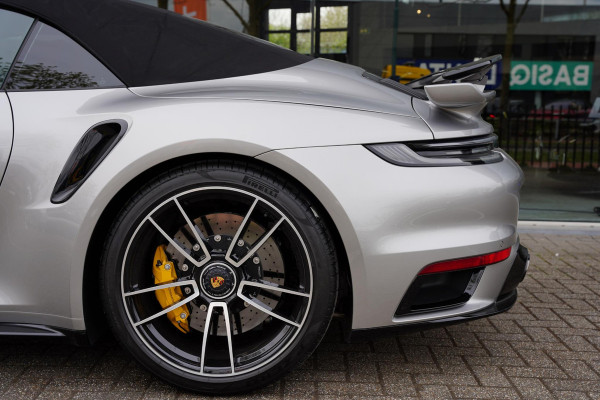 Porsche 911 Cabrio 3.8 Turbo S GERESERVEERD