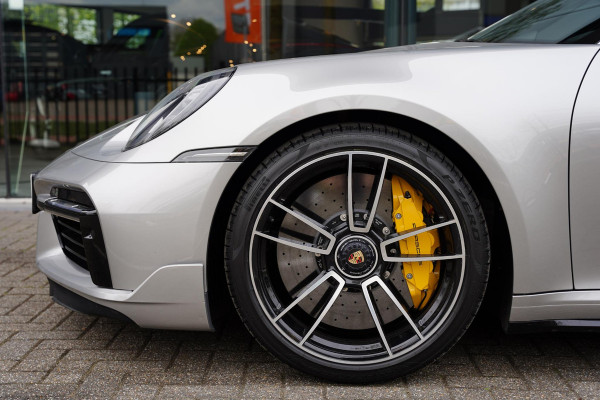 Porsche 911 Cabrio 3.8 Turbo S GERESERVEERD