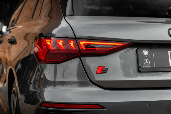 Audi A3 Sportback 40 TFSI e S-Line B&O Leder Black Optic Camera ACC Matrix LED 18''