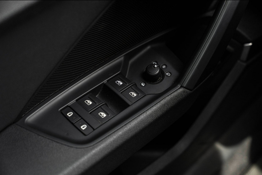 Audi A3 Sportback 40 TFSI e S-Line B&O Leder Black Optic Camera ACC Matrix LED 18''