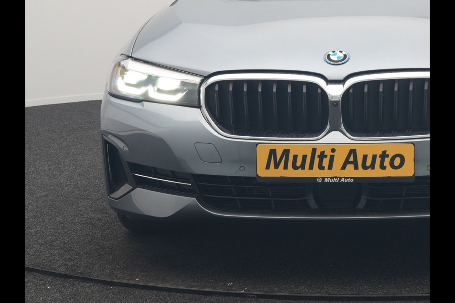 BMW 5 Serie Touring 530e Business Edition Plus PHEV 293pk Dealer O.H. | Trekhaak Af Fabriek | Adaptive Cruise | 360 Camera | Lederen Comfortzetels Verwarmd | Blis | Apple Carplay | Hifi Audio | 19"L.M | Plug In Hybrid |