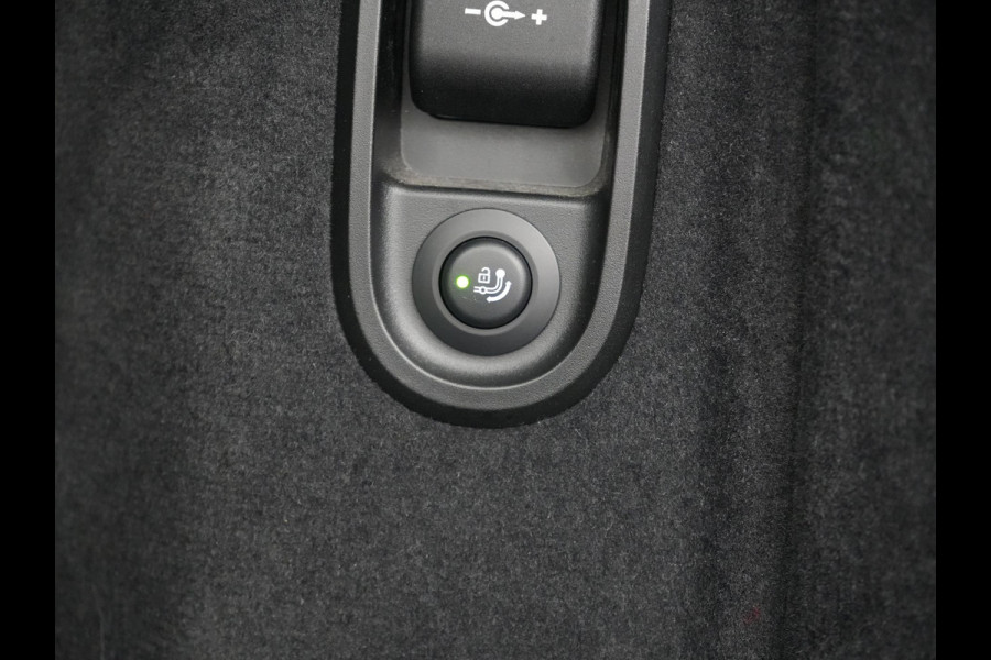 BMW 5 Serie Touring 530e Business Edition Plus PHEV 293pk Dealer O.H. | Trekhaak Af Fabriek | Adaptive Cruise | 360 Camera | Lederen Comfortzetels Verwarmd | Blis | Apple Carplay | Hifi Audio | 19"L.M | Plug In Hybrid |