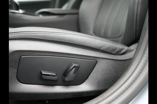 BMW 5 Serie Touring 530e Business Edition Plus PHEV 293pk Dealer O.H. | Trekhaak Af Fabriek | Adaptive Cruise | 360 Camera | Lederen Comfortzetels Verwarmd | Blis | Apple Carplay | Hifi Audio | 19"L.M | Plug In Hybrid |