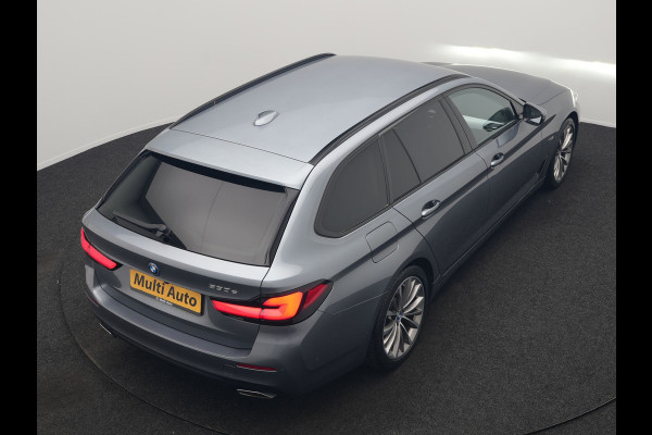BMW 5 Serie Touring 530e Business Edition Plus PHEV 293pk Dealer O.H. | Trekhaak Af Fabriek | Adaptive Cruise | 360 Camera | Lederen Comfortzetels Verwarmd | Blis | Apple Carplay | Hifi Audio | 19"L.M | Plug In Hybrid |